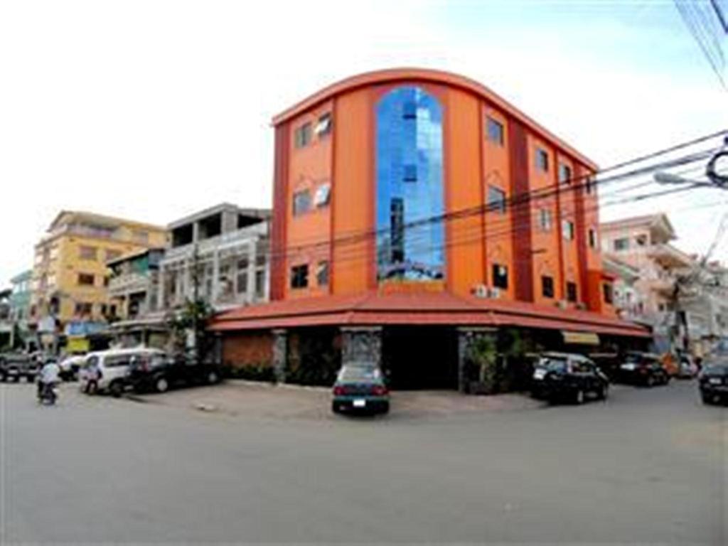 Lucky 1 Guesthouse Phnom Penh Exterior photo